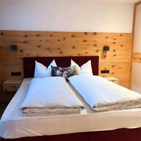 Tyrol Apartament