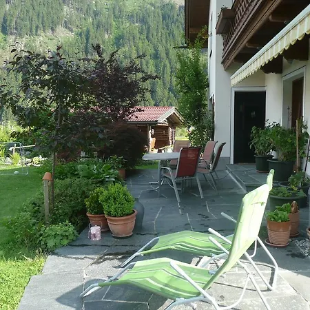Apartment Landhaus Tyrol Mayrhofen